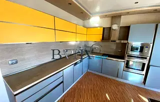 Многостаен апартамент във Варна, Център