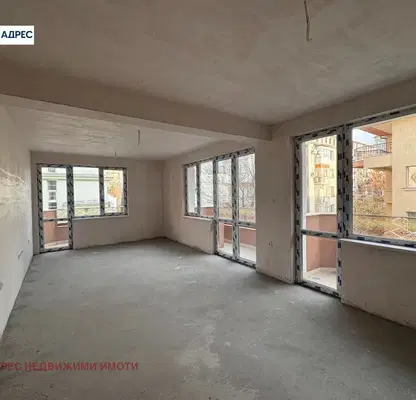 Снимка 3 — Многостаен апартамент в Стара Загора, Център