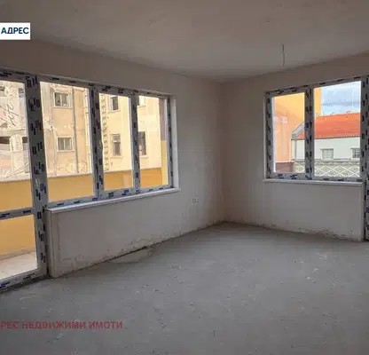 Снимка 4 — Многостаен апартамент в Стара Загора, Център