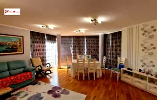 Многостаен апартамент в Русе, Център