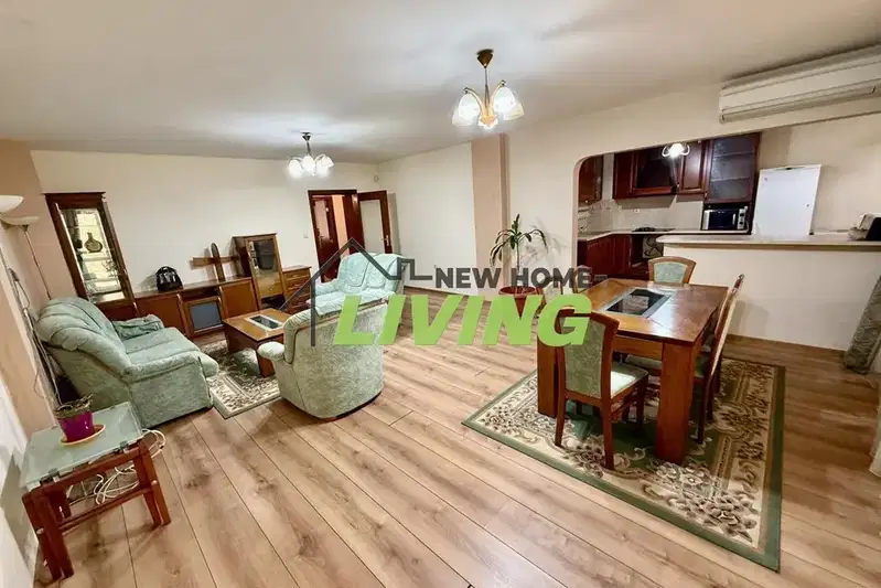4-bedroom apartment in Plovdiv, Centyr