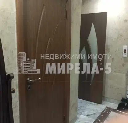 Photo 5 — 4-bedroom apartment in Ruse, Centyr