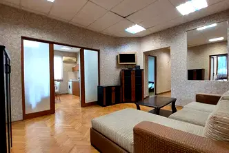 Многостаен апартамент в Бургас, Център
