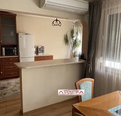 Снимка 3 — Многостаен апартамент в Пловдив, Център