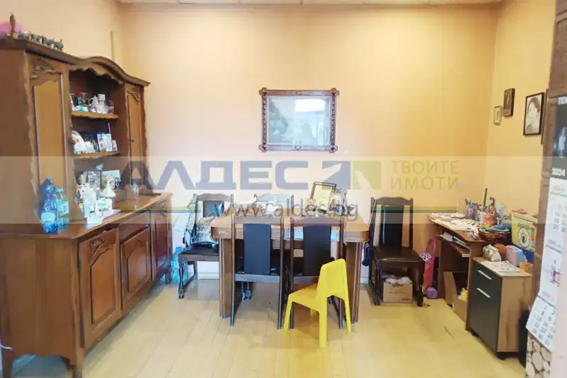 4-bedroom apartment in Sofiya, Centyr