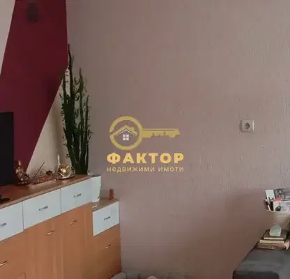 Снимка 2 — Многостаен апартамент в Пловдив, Център