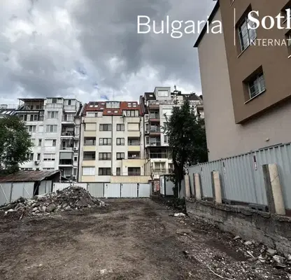 Снимка 5 — Четиристаен апартамент с две тераси в Центъра на София