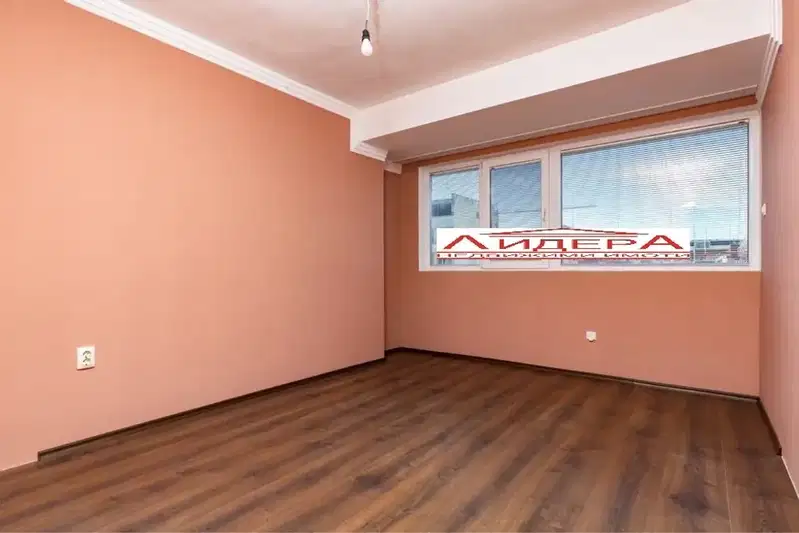 4-bedroom apartment in Plovdiv, Centyr