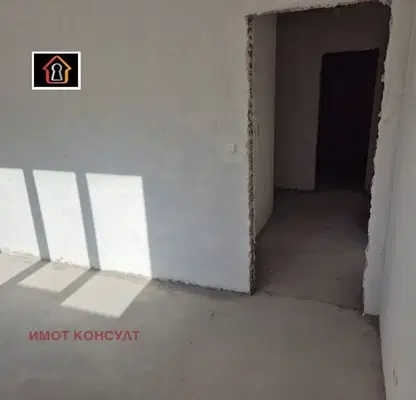 Снимка 3 — Многостаен апартамент във Враца, Център