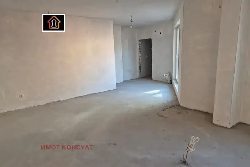 4-bedroom apartment in Vraca, Centyr