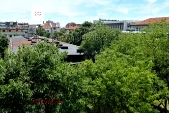 Многостаен апартамент в Бургас, Център