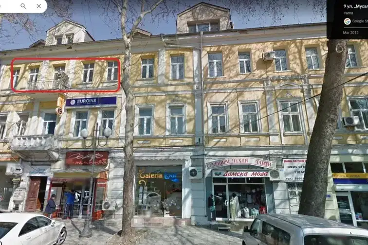 Многостаен апартамент във Варна, Център