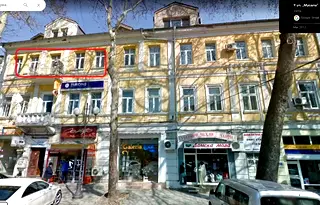 Многостаен апартамент във Варна, Център
