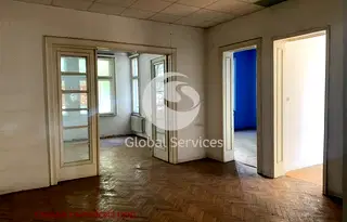 Многостаен апартамент в София, Център