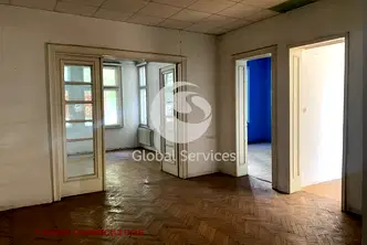 Многостаен апартамент в София, Център