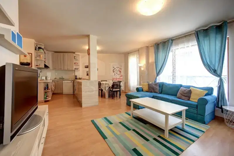 4-bedroom apartment in Sofiya, Centyr
