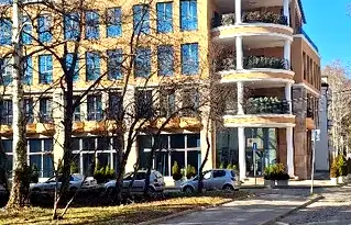 Многостаен апартамент в Перник, Център