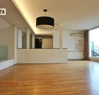Photo 3 — 4-bedroom apartment in Sofiya, Centyr