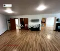 Снимка 2 — Многостаен апартамент в Добрич, Център