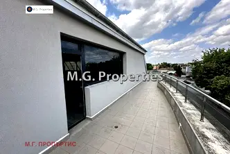 Многостаен апартамент в Добрич, Център