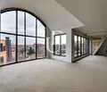 Снимка 2 — Просторен 4-стаен пентхаус с панорамна тераса в Център, София