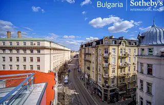 Многостаен апартамент в София, Център
