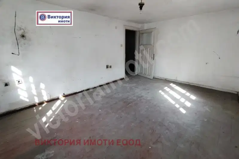 4-bedroom apartment in Veliko Tyrnovo, Centyr