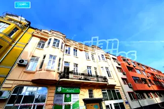 Многостаен апартамент в Бургас, Център