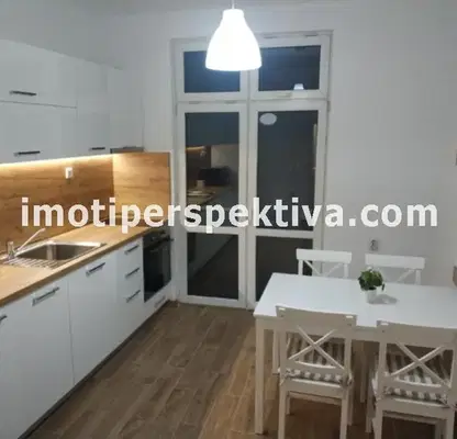 Снимка 5 — Многостаен апартамент в Пловдив, Център