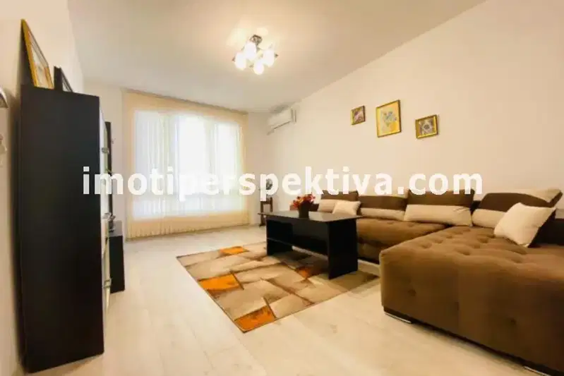 4-bedroom apartment in Plovdiv, Centyr