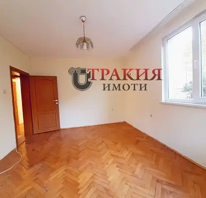 Снимка 3 — Многостаен апартамент в Стара Загора, Център