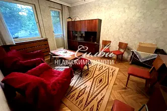 Многостаен апартамент в Търговище, Център