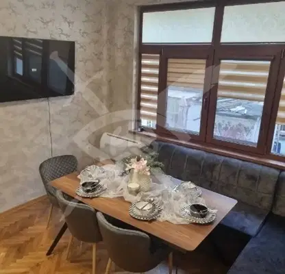 Снимка 2 — Многостаен апартамент в Бургас, Център