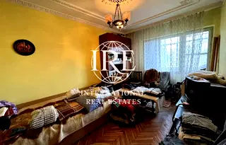 Многостаен апартамент в Добрич, Център