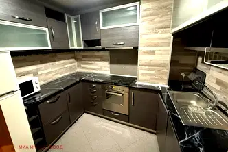 Многостаен апартамент във Враца, Център
