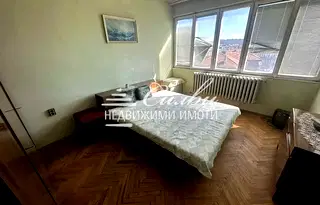 Многостаен апартамент в Търговище, Център