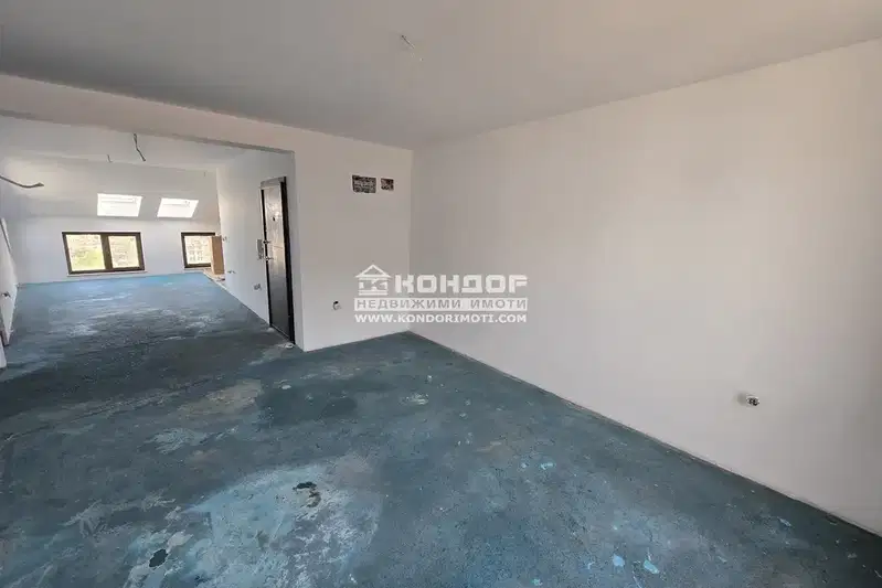 4-bedroom apartment in Plovdiv, Centyr