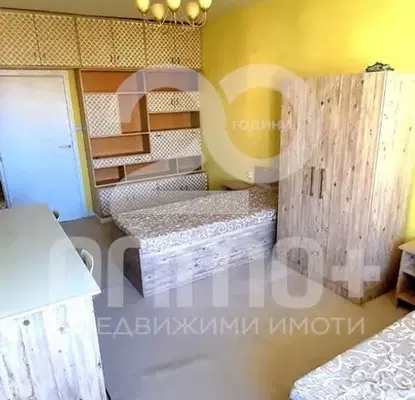 Снимка 5 — Многостаен апартамент във Велико Търново, Център