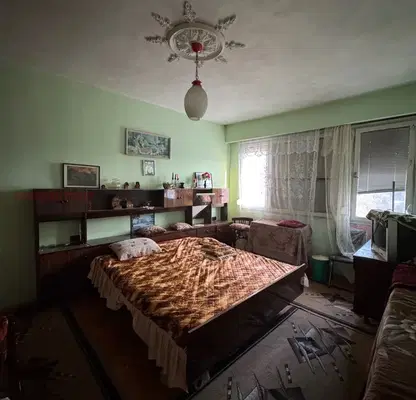 Photo 2 — 4-bedroom apartment in Veliko Tyrnovo, Cholakovci