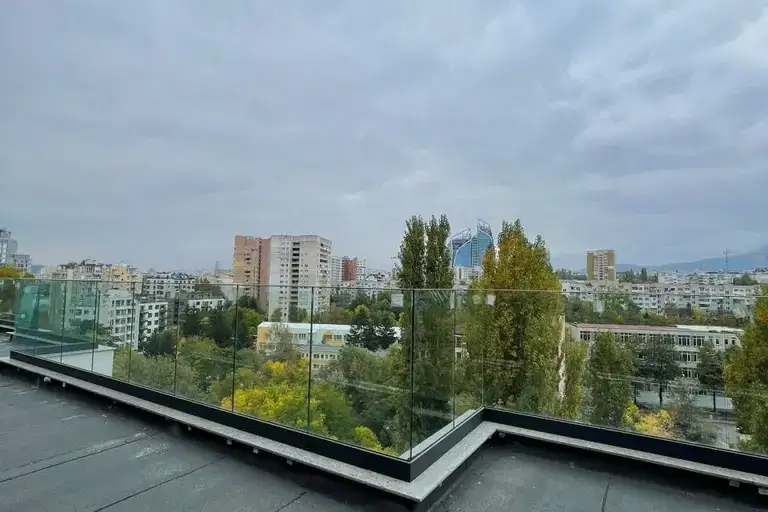 4-bedroom apartment in Sofiya, Dianabad