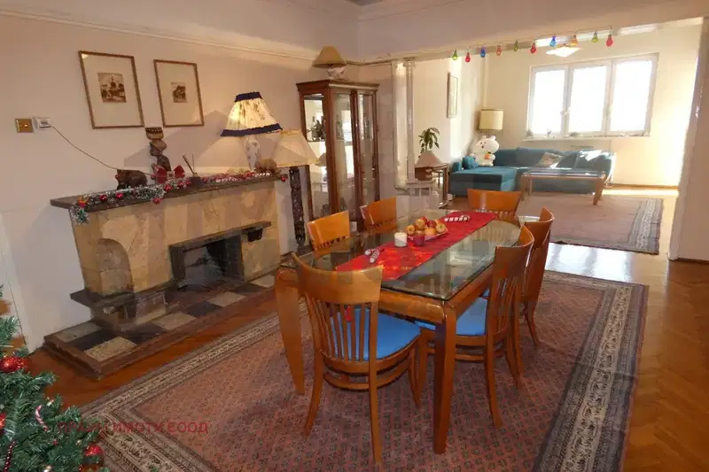 4-bedroom apartment in Sofiya, Doktorski Pametnik