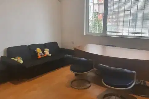4-bedroom apartment in Pleven, Drujba 1