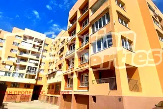Многостаен апартамент в София, Дружба 2