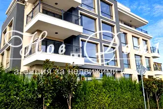 Многостаен апартамент във Варна, Галата