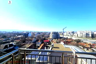 Многостаен апартамент във Варна, Гранд Мол