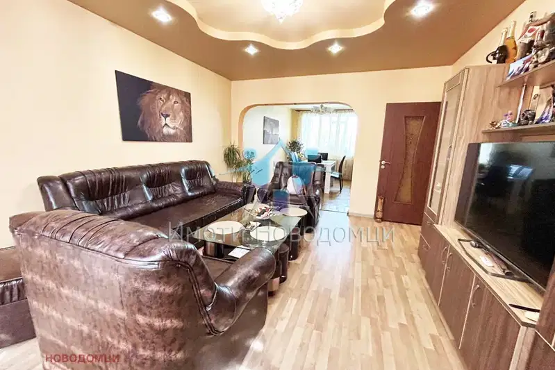 4-bedroom apartment in Shumen, Grivica