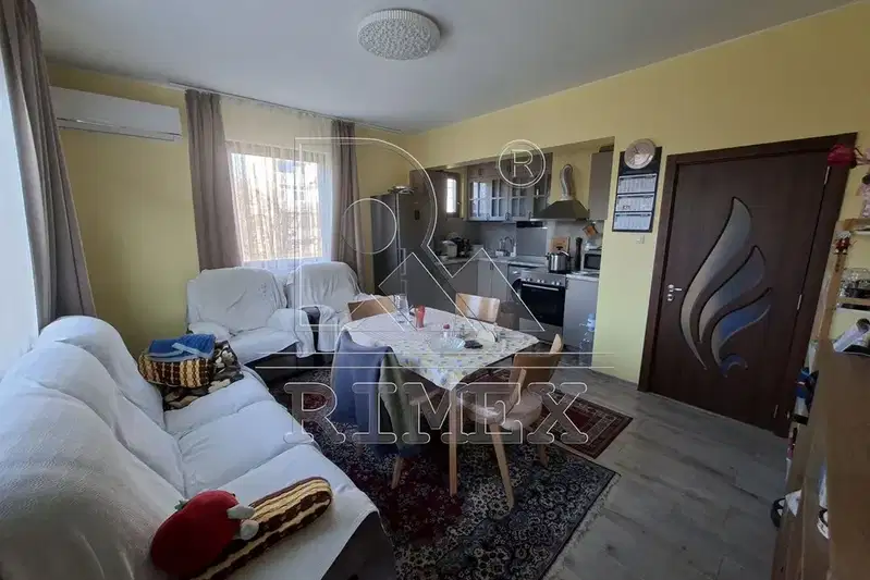 4-bedroom apartment in Plovdiv, Hristo Smirnenski