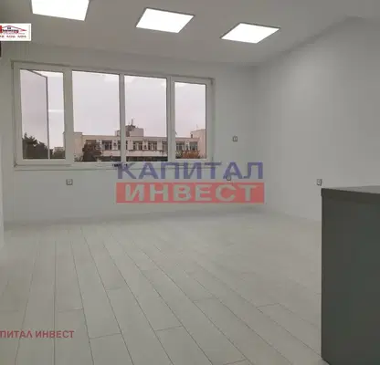 Снимка 2 — Многостаен апартамент в Благоев, Идеален център