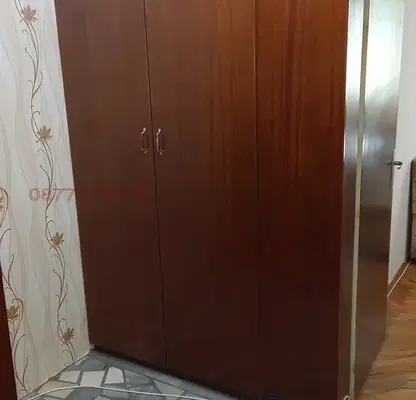 Снимка 5 — 4-стаен апартамент с две отделни части в Идеален център, Плевен