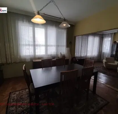Снимка 2 — Многостаен апартамент в Пазарджик, Идеален център